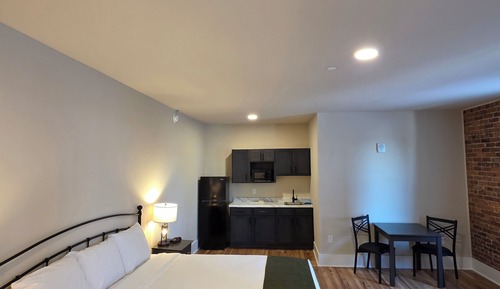 King Kitchenette