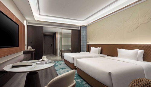 Deluxe Room, Multiple Beds, Non Smoking