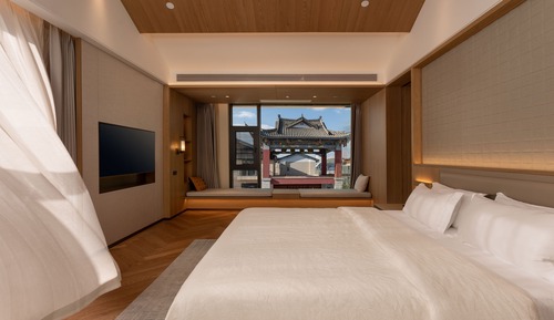 Luxury Double Room, City View