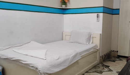Classic Single Room
