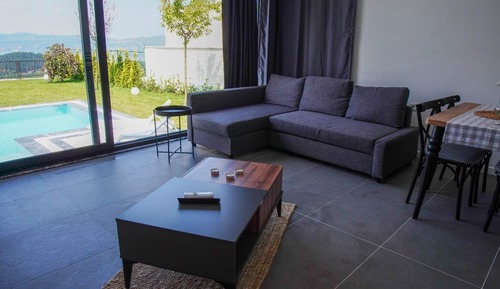 Deluxe Villa, Private Pool, Lake View