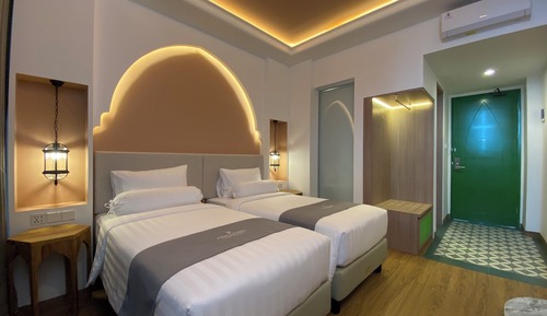 Deluxe Twin Room