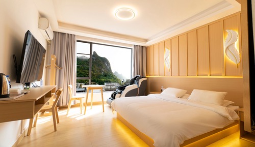 Comfort Double Room, City View
