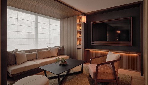 Deluxe Suite, 1 King Bed, City View