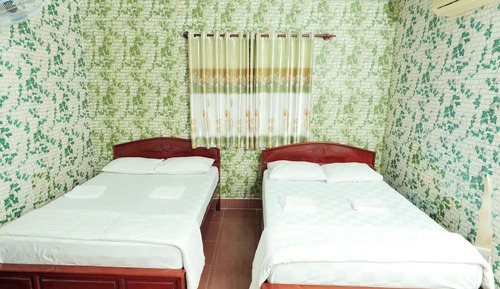 Standard Quadruple Room, City View