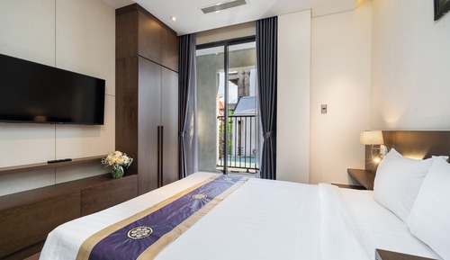 King Room with Balcony