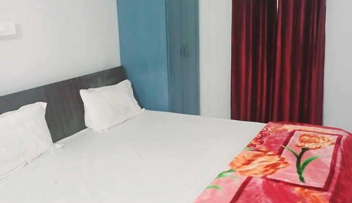 Deluxe Double Room, Garden View