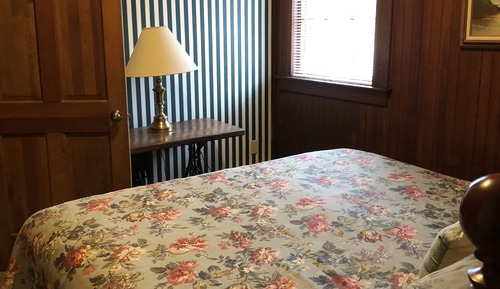 Family Suite, 1 King Bed with Sofa bed, Refrigerator & Microwave (Carriage House Suite 1)