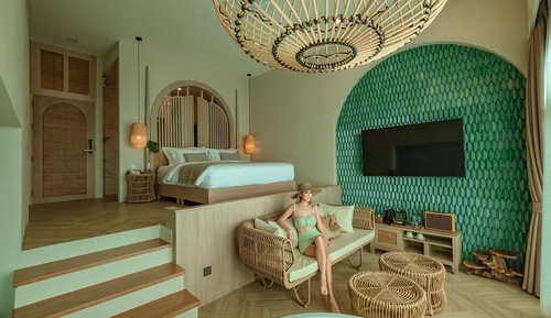Beachfront Honeymoon Suite