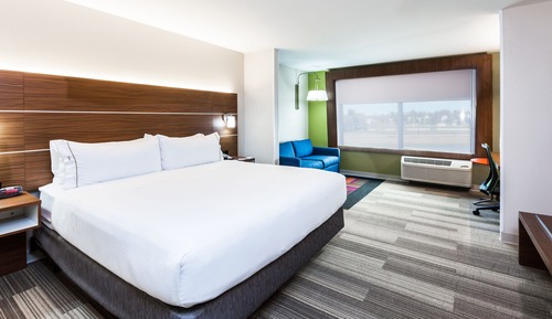 Standard Room, 1 King Bed