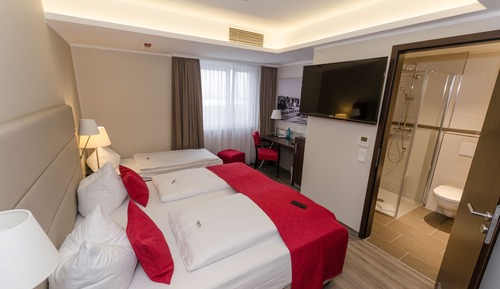 Family Room (extra bed)