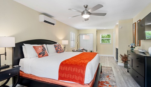 Deluxe Room, 1 King Bed, Balcony, Pool View (#16 No Children/Teens 2nd floor)