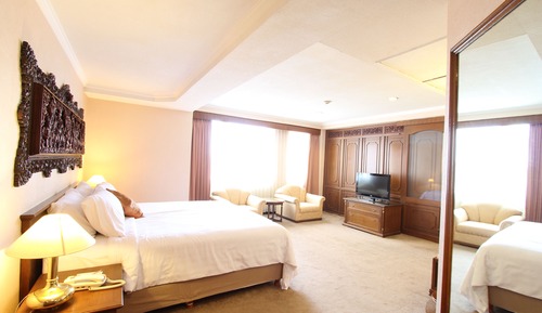 Superior Suite