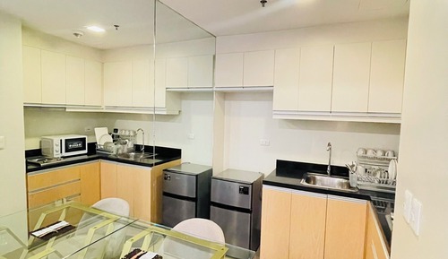 Comfort Studio, 1 Queen Bed, Pool Access, Courtyard Area