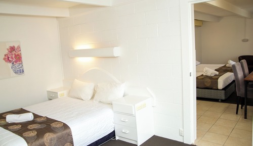 Interconnected Family Suite