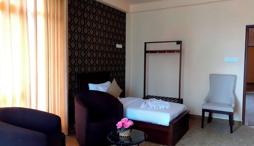 Deluxe Triple Room, Balcony, Mountain View