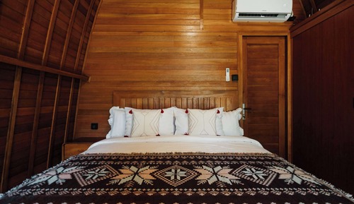 Deluxe Room, Garden View