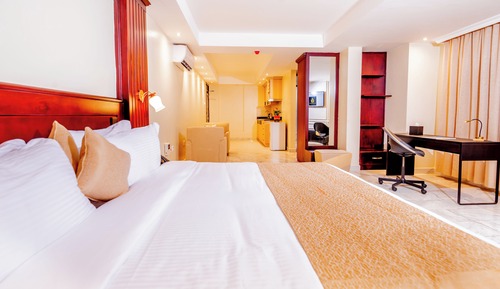 Executive Studio, City View