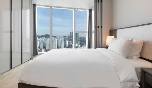 Panorama Ocean View Royal Suite (Haeundae Beach View)