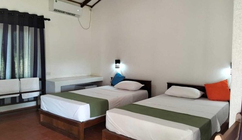 Comfort Triple Room, Garden View