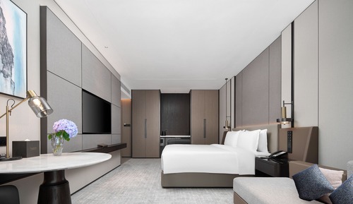 Deluxe Room, 1 King Bed