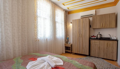 Economy Double Room, 1 Queen Bed, Private Bathroom, City View