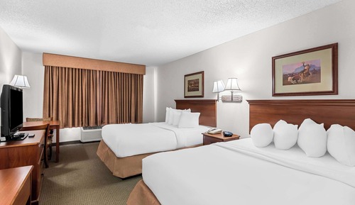 Suite, 2 Queen Beds, Non Smoking