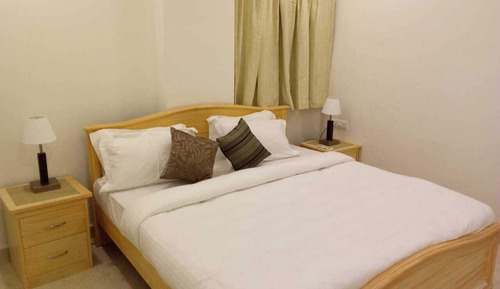 One Bedroom Apartment