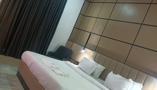 Exclusive Suite