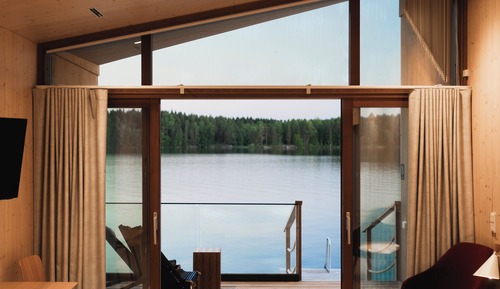 Premium Studio Suite, Lake View