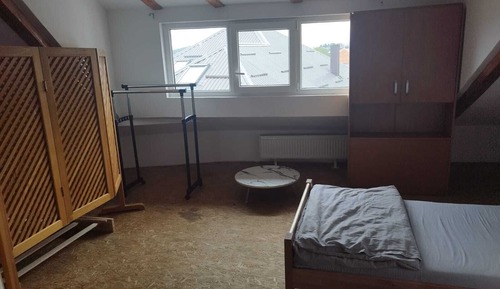 Basic Shared Dormitory bed , Mountain View