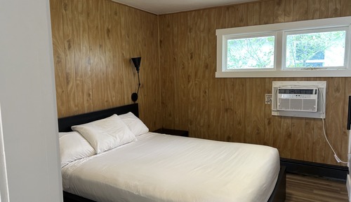 Deluxe Studio Suite