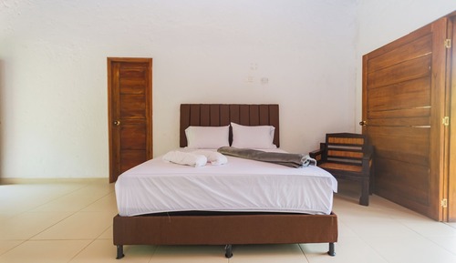 Superior Cabin, 2 Queen Beds, Balcony, Garden View