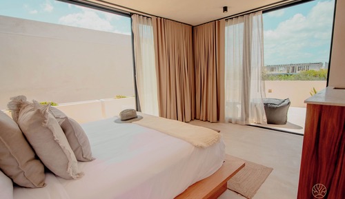 Superior Apartment, 2 Bedrooms, Private Pool, Pool View