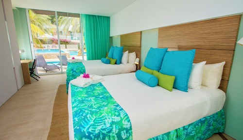 Junior Suite, Partial Sea View