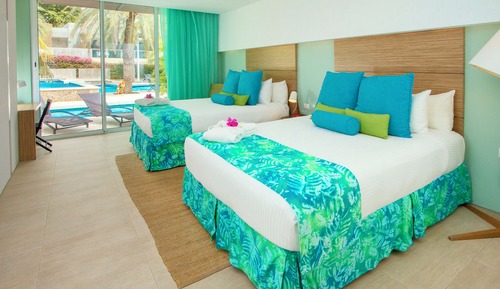 Deluxe Double Room, Pool View