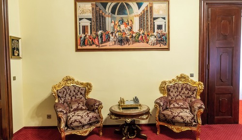 Royal Suite, Park View