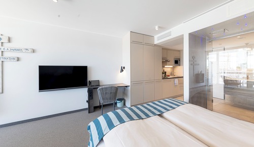 Superior Double Room, Balcony, Garden View
