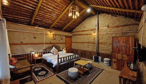 Deluxe Single Room, Balcony, Mountain View