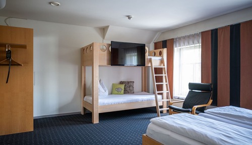 Comfort Quadruple Room, Mountain View