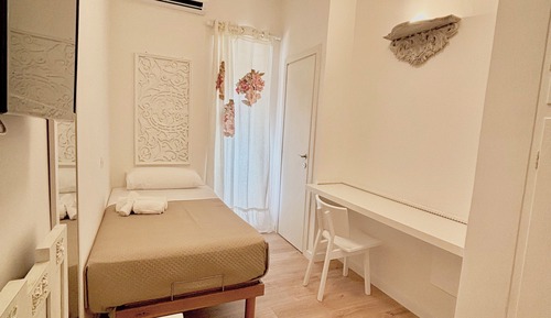 Standard Single Room, Balcony