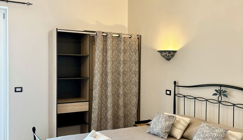 Standard Double Room, 1 King Bed, Non Smoking, Balcony