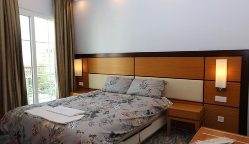 Classic Single Room, Patio, City View
