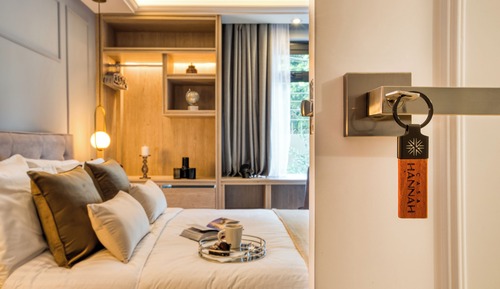 Deluxe Double Room, Bathtub