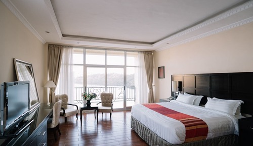 Junior Suite, Balcony, Lake View