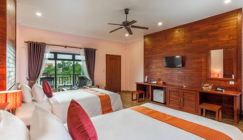 Deluxe Triple Room
