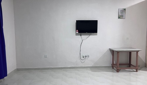 Family Room, Private Bathroom