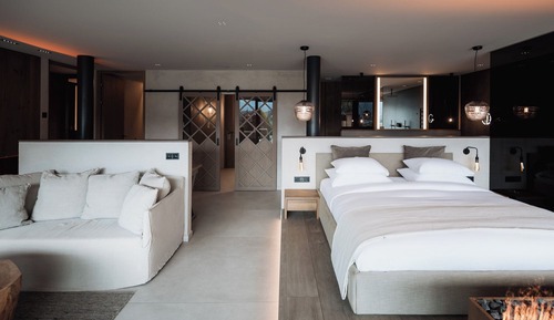 Luxury Suite, Private Pool, Valley View
