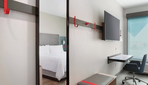 Standard Room, 1 King Bed, Hearing Accessible (Communications)