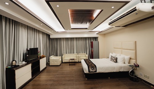 Junior Suite, City View